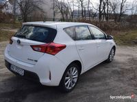 używany Toyota Auris Hybrid 