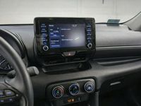 Używany Toyota Yaris 125 KM (91 kW) 2021 Biały Hatchback