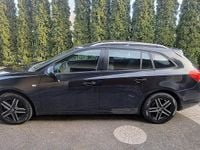Używany Chevrolet Cruze 130 KM (95 kW) 2013 Czarny Kombi