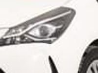 Używany Toyota Yaris 101 KM (74 kW) 2020 Biały Hatchback