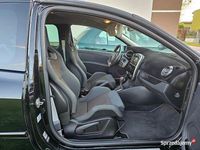 Używany Renault Clio III R.S. 294 KM (216 kW) 2006