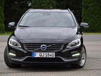 Używany Volvo V60 136 KM (100 kW) 2014 Czarny (metalik) Kombi