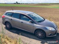 Używany Ford Focus 2014 Brązowy Kombi