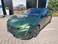 Używany Peugeot 308 Allure 130 KM (95 kW) 2022 Zielony