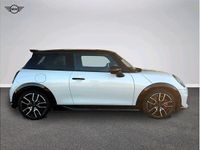 Używany Mini John Cooper Works 231 KM (169 kW) 2024 Nanuq white metalizowany Hatchback