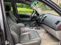 używany Toyota HiLux 2011