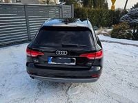 Używany Audi A4 2018 Czarny Kombi