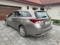 Używany Toyota Auris Comfort 90 KM (66 kW) 2015 Beżowy Kombi
