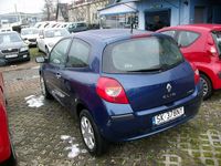 używany Renault Clio II 1.1dm 101KM 2009r. 168 000km