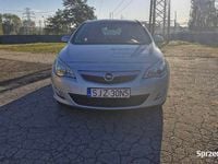 Używany Opel Astra 88 KM (64 kW) 2010 Srebrny Hatchback