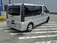 używany Opel Vivaro 2,5 dci 8-smio osobowy sprowadzony