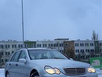 Używany Mercedes C200 2004