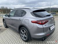 używany Alfa Romeo Stelvio 2dm 280KM 2018r. 59 017km