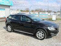 używany Volvo V60 CC 2dm 190KM 2018r. 101 000km