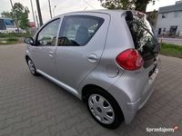 używany Toyota Aygo benzyna, klima.5 - drzwi, ładny zadbany.