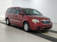 używany Chrysler Town & Country 3.6dm 283KM 2011r. 116 000km