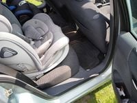 Używany Renault Laguna II 2004 Srebrny Sedan/Limuzyna