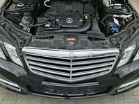 używany Mercedes E200 Avantgarda#Bezwypadkowy#Ksenony#Navi W212 (2009-)