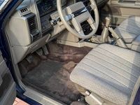 Używany Nissan Laurel 1985 Granatowy Sedan/Limuzyna