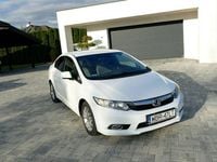 Używany Honda Civic 140 KM (102 kW) 2012 Biały Sedan/Limuzyna