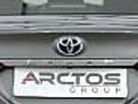 używany Toyota Camry 2.5dm 178KM 2021r. 99 069km