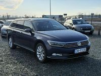 Używany VW Passat 190 KM (139 kW) 2016 Niebieski ciemny (metalik) Kombi