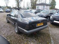 Używany Mercedes E300 1992 Czarny Coupe