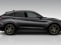 Nowe Alfa Romeo Stelvio 280 KM (205 kW) 2025 Lakier metalizowany czarny  volcano black SUV