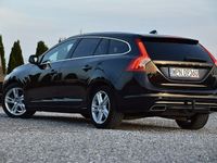 używany Volvo V60 2,0D4 181Km Xenon Skóra Led szyber Gwarancja I (2010-2018)