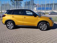 Używany Suzuki Vitara 2025 Dbh solar yellow pearl SUV