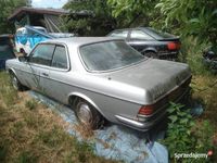 używany Mercedes 230 W123 coupe