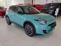 Nowe Fiat 600 La Prima 110 KM (80 kW) 2025 Lakier metalizowany lazurowy acqua z dachem w kolorze czarny cinema SUV