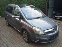 Używany Opel Zafira Cosmo 2006 Szary Minivan