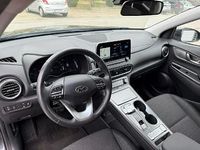 Używany Hyundai Kona 100 kW (136 KM) 2021 Grafitowy SUV