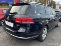 używany VW Passat KOMBI Alu17-Navi-Xenon-Led