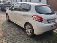 Używany Peugeot 208 2013 Hatchback