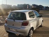 używany Toyota Yaris 1.3 wersja japońska, opony całoroczne,osoba prywatna