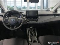Używany Toyota Corolla 132 KM (97 kW) 2021 Srebrny (metalik) Sedan/Limuzyna