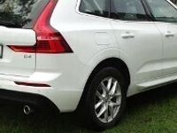 używany Volvo XC60 II Biała Perła Tempomat Aktywny Kamera Cofania