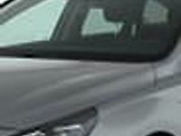 Używany Hyundai i30 120 KM (88 kW) 2022 Srebrny Kombi