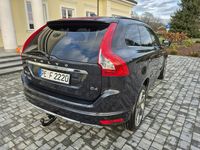 Używany Volvo XC60 180 KM (132 kW) 2015 Szary SUV
