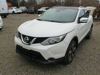 Używany Nissan Qashqai 110 KM (80 kW) 2015 Biały SUV