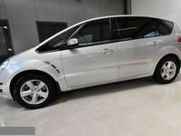 używany Ford S-MAX 2dm 140KM 2011r. 225 000km