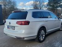 Używany VW Passat 190 KM (139 kW) 2016 Biały Kombi