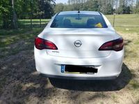 Używany Opel Astra 2018 Biały Sedan/Limuzyna