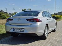Używany Opel Insignia 136 KM (100 kW) 2019 Srebrny (metalik) Sedan/Limuzyna