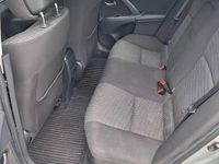 używany Toyota Avensis Avensis t27t27