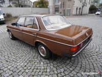 używany Mercedes E200 W123101tys.km.1982r oryginalny109km