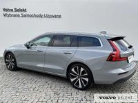 Używany Volvo V60 197 KM (144 kW) 2025 Szary Kombi