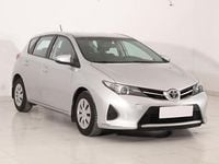 Używany Toyota Auris 99 KM (72 kW) 2014 Srebrny Hatchback